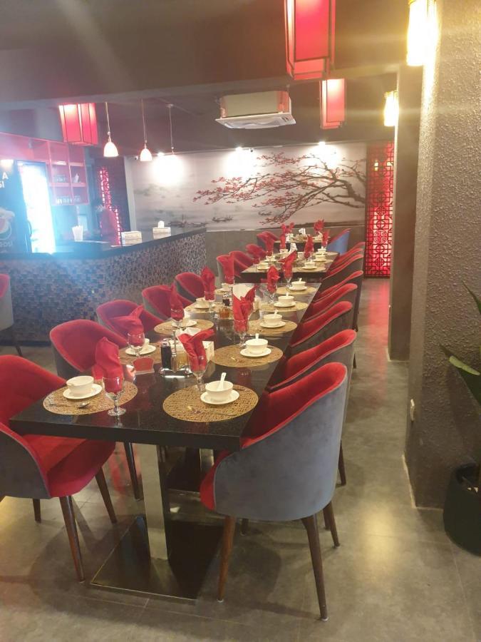 Space Luxury Rental Suites Ravalpindi Kültér fotó
