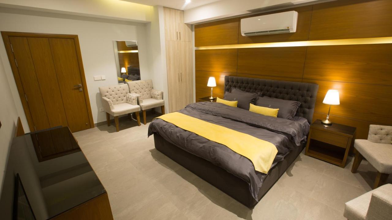 Space Luxury Rental Suites Ravalpindi Kültér fotó