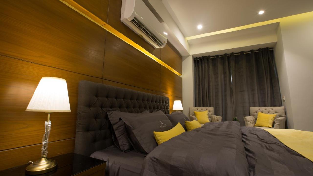 Space Luxury Rental Suites Ravalpindi Kültér fotó