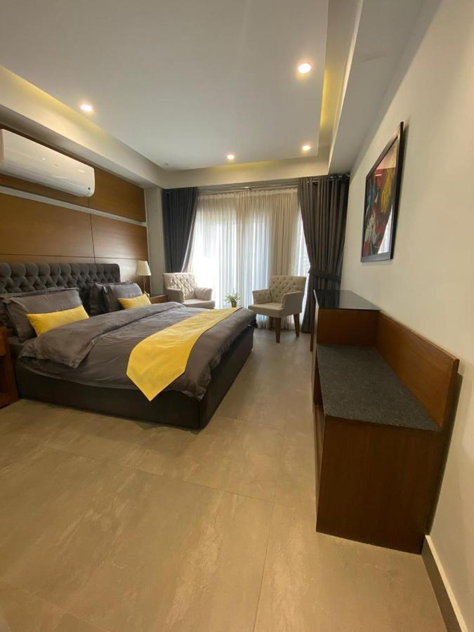 Space Luxury Rental Suites Ravalpindi Kültér fotó